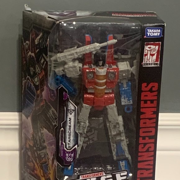 Transformers Toys Generations War for Cybertron - Picture 2 of 4